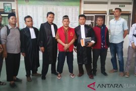 Keluarga terdakwa ujaran kebencian di Labuhanbatu mohon penangguhan penahanan