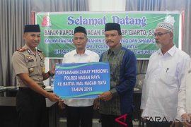 Baitul Mal Nagan Raya terima zakat profesi dari Polres