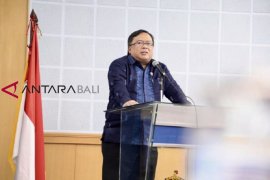 25 juta orang masih buang air besar sembarangan