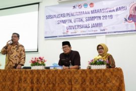 Rektor Unja turun langsung sosialisasikan seleksi mahasiswa baru