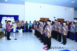 Bupati HSS Lantik 15 anggota UP3