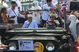 Khofifah Akomodasi Program Desa Cemara Gus Ipul-Puti