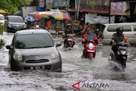 MASALAH BANJIR DI PEKANBARU Page 1 Small