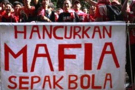 Satgas anti mafia bola geledah apartemen petinggi PSSI