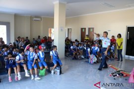 Lanud Ngurah Rai perkenalkan dunia kedirgantaraan kepada TK Gianyar