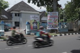 Baliho Jokowi berkendara "moge" kampanyekan keselamatan berlalu lintas