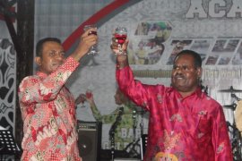 Kambu-Safanpo gelar syukuran tiga tahun memimpin Asmat