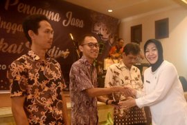 Wawali Kediri Harapkan DBHCHT Bisa Naik