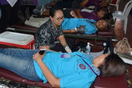 Federasi Serikat Pekerja Pariwisata gelar donor darah