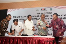 KPK hibahkan barang rampasan negara Rp110 miliar kepada Kejagung-BNN