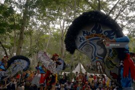 Melestarikan Budaya Khas Daerah