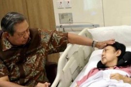 Selebritas sampaikan duka cita untuk Ani Yudhoyono