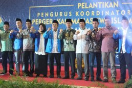 Wagub Emil Ajak Pemuda Sukseskan "Jatim Cetar"