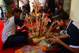 Pemkot Denpasar gelar lomba kuliner "Ngelawar, Sate Renteng dan Banten Prani"
