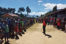 Tim Kemensos Jangkau Pengungsi Konflik Nduga