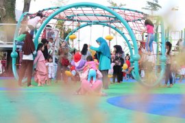 Elephant Park Taman Bermain Warga Lampung Ramai Dikunjungi