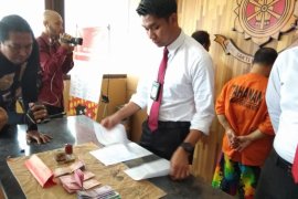 Bandar dan pemain judi liong fu dibekuk polisi