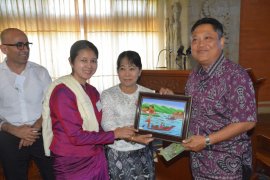 Wali Kota Denpasar terima alumni "Active Citizens"