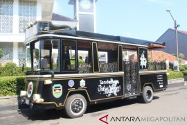 Purwakarta terima bus wisata dari Pemprov Jabar