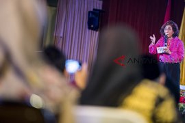 Menteri Susi ancam "tenggelamkan" Hamish Daud