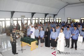 199 pejabat Pemkab Tolitoli diambil sumpah