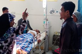 Empat karyawan PT Mutiara tersambar petir, satu orang meninggal