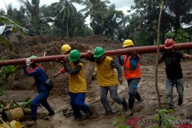 Pascabanjir bandang, aliran listrik Jeneponto-Bantaeng berangsur normal