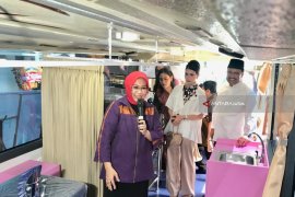Peduli Kanker, Istri Gus Ipul Dirikan "Fatma Foundation"