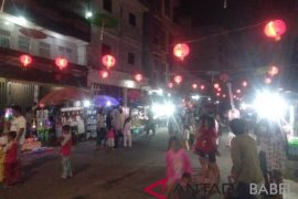 Malam perayaan Imlek Kelenteng Kwan Tie Miaw cukup meriah