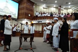 Gubernur Bali "geser" 18 pejabat