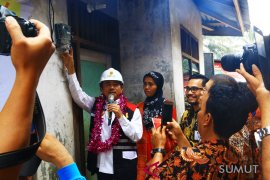 PLN "merdekakan" dua dusun di Toba Samosir dari kegelapan