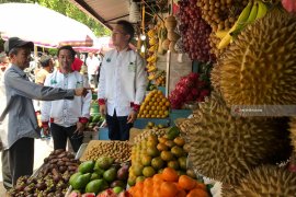 Repnas Jatim Blusukan Pasar Pastikan Stabilisasi Harga Sembako