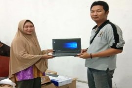 Delapan sekolah di Kabupaten Gumas dapat bantuan sarana UNBK