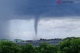 Pemerintah perbaiki belasan hektare tambak korban puting beliung