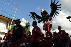 Pawai Ogoh-ogoh sambut Hari Rayah Nyepi Page 1 Small