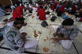 Kontes Robot Hidrolik