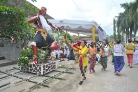 Jelang perayaan Nyepi di Palembang Page 3 Small