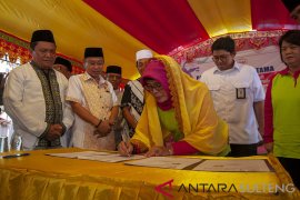 Bantuan sosial istri pimpinan BUMN Page 1 Small