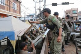 Pemkot Medan tertibkan PKL Pasar Marelan