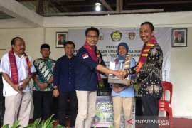 Kementerian ESDM bangun 363 titik PJU-TS di Wajo