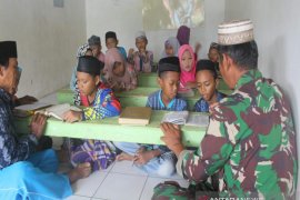 TNI helps teach children to recite Al-Quran