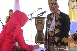 Wali Kota lantik Nahwa Umar jadi Sekda Kendari