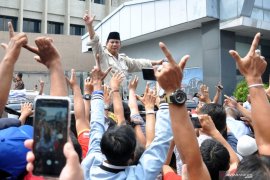 Puluhan ribu warga padati Ocarina saksikan pidato Prabowo