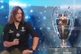 Carles Puyol puji Gerard Pique bek terbaik di dunia
