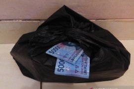 Jika 10 hari tak diambil, uang jemaah haul Guru Sekumpul yang tercecer  diwakafkan