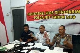 Polisi amankan dua mucikari terlibat prostitusi daring