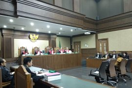 Pejabat korupsi dana PJU divonis enam tahun