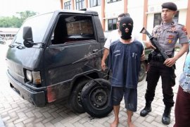 Kasus pembakaran mobil
