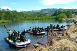Yonmarhanlan VIII latihan satuan dasar di Bolsel