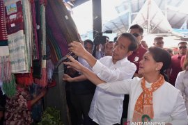 Presiden :Pemerintah harus permudah perizinan industri barang jadi dan berorientasi ekspor